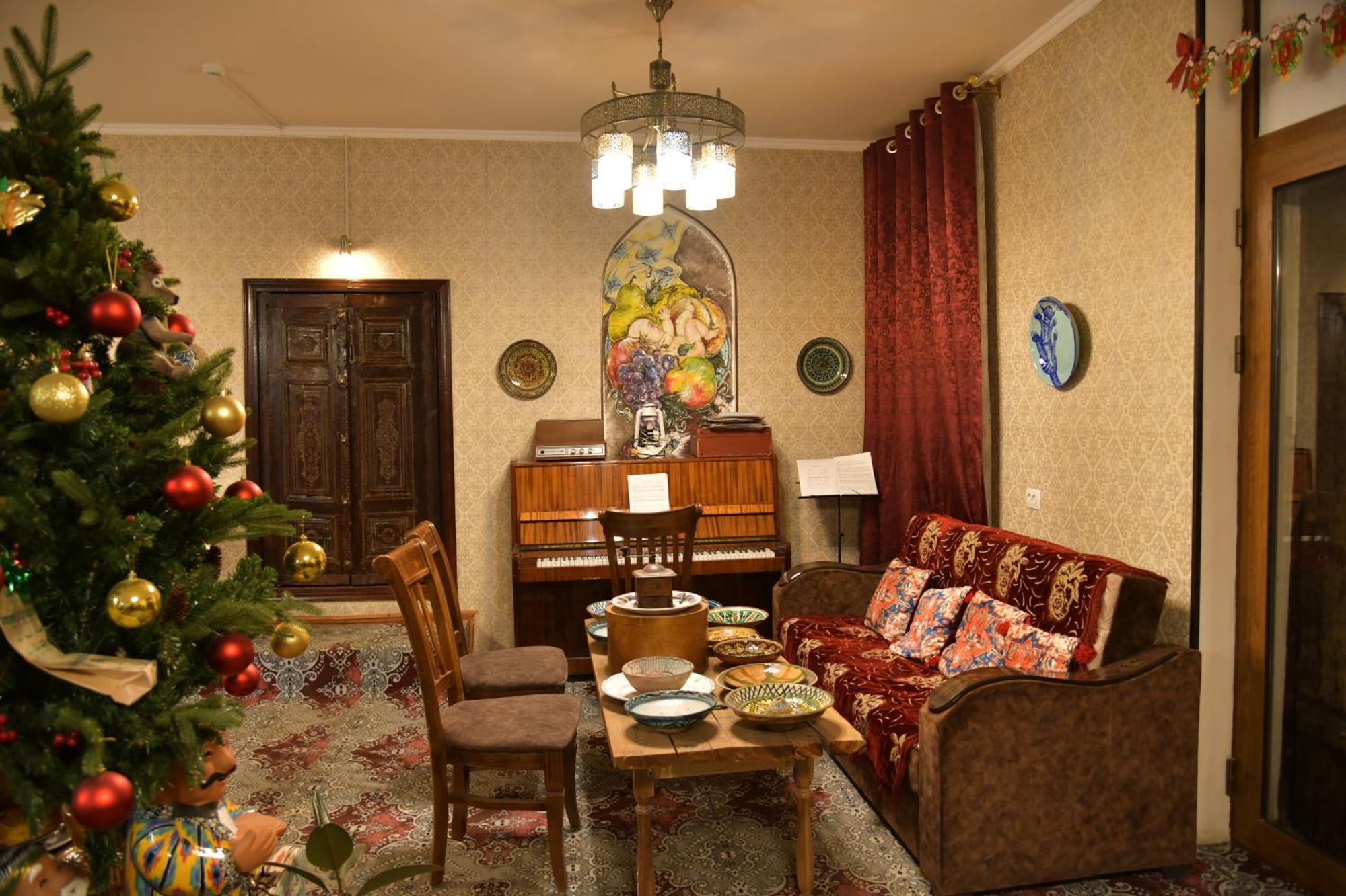 Mulberry Hotel Tasjkent Buitenkant foto