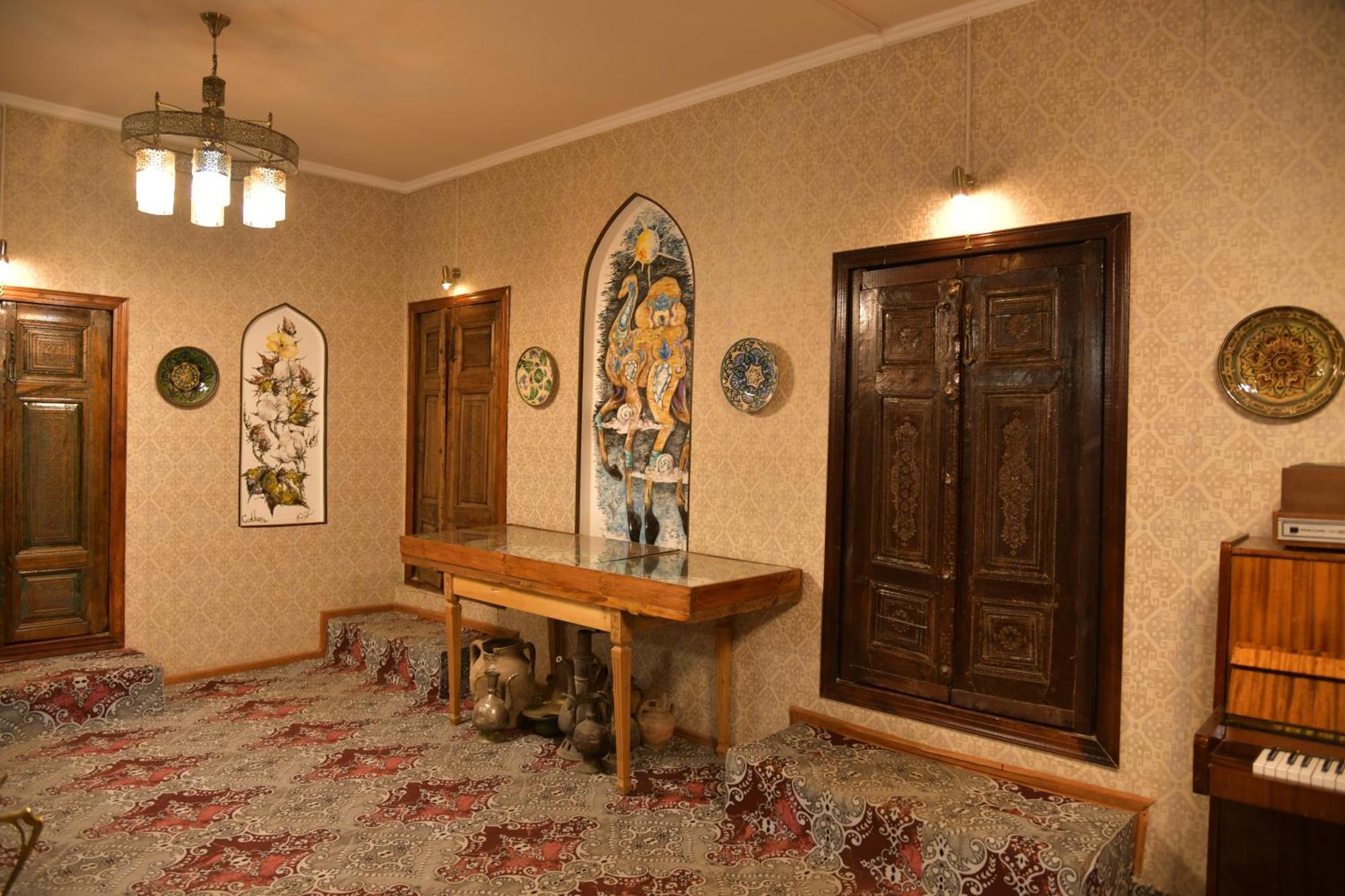 Mulberry Hotel Tasjkent Buitenkant foto